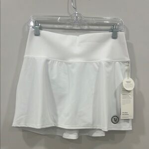 Vuori Volley Skirt White Medium NWT